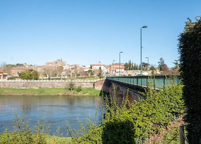 Evasions-Echappee, Centre-Ville, Gare